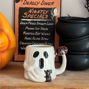 NWT Ghost 👻 mug with rat/ mouse Halloween mug